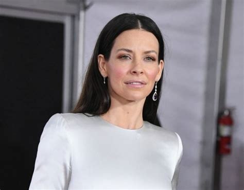 Evangeline Lilly Cornered Into Doing Nude Scene On Lost