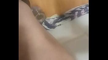 Chica Mexicana Con Cepillo Para El Pelo XVIDEOS