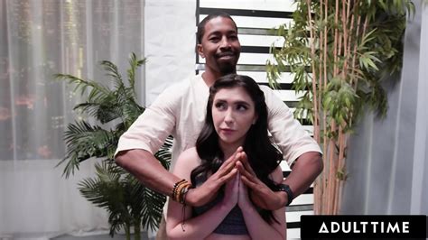 Adult Time Jane Wilde Has Sneaky Fuck With Big Dick Yoga Instructor In The Middle Of Class