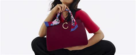 Women's Designer Shades |Luxury Eyewear for her | Cartier®