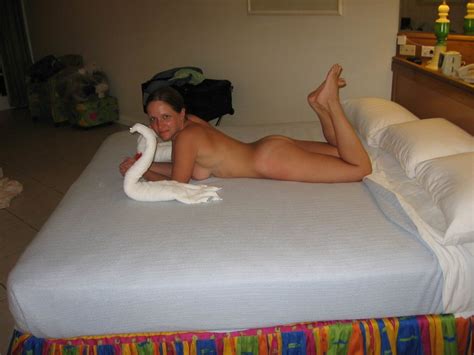 Furniture Room Leg Muscle Porn Pic