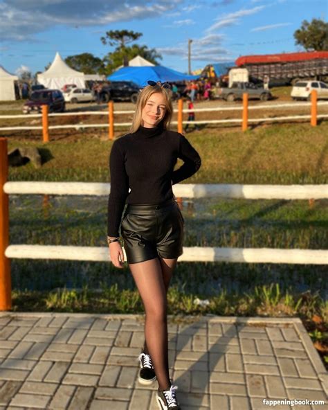 Maria Eduarda Kanarski Souzaduds Nude Onlyfans Leaks Fappening Fappeningbook