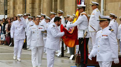 Homenaje De La Armada En Ferrol Al Personal Que Pasa A La Reserva