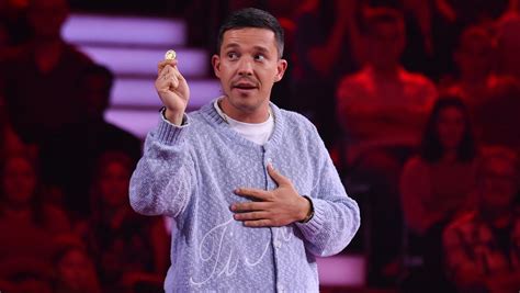 The Voice of Germany Nico Santos entschuldigt sich für Sex ohne Grund