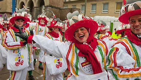 Tradiciones Y Cultura De Frankfurt Religión Fiestas Costumbres Y Más