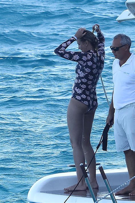 Cameron Diaz Nude And Swimsuit Photos Thefappening Link