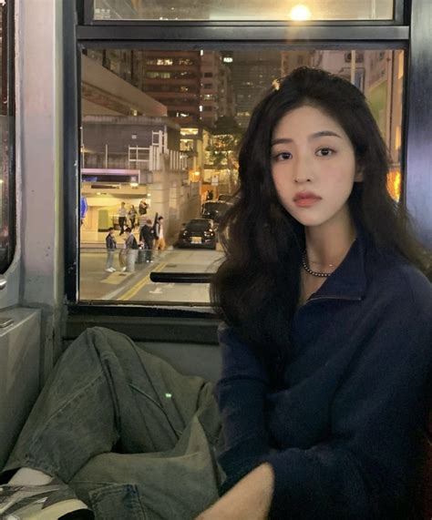 Hot girl xứ Hàn đi du lịch mà hút hơn 2 3 triệu người xem visual còn được ví như mỹ nữ Hồng Kông