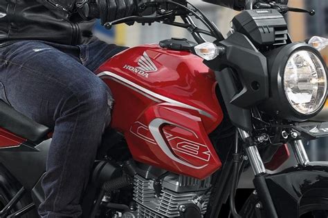 Honda Verza Terbaru Kombinasi Desain Klasik Dan Modern Untuk Naked