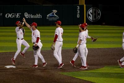 Oklahoma baseball sweeps Sam Houston in three-game series | Sports ...