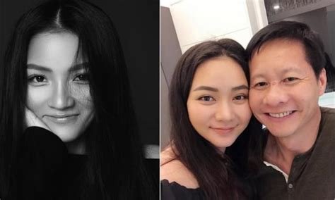 Hot girl Thủy Top ở hiện tại Cặp tuyết lê căng đầy ná thở ngoại hình trẻ trung ở tuổi ngoài 30