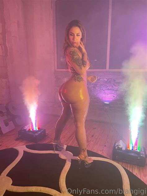 Blahgigi Porn Pic