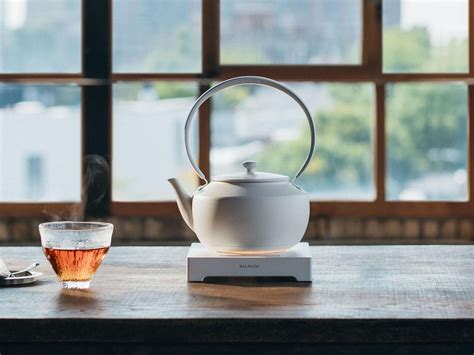 balmuda moonkettle   premium priced electric smart kettle techigar