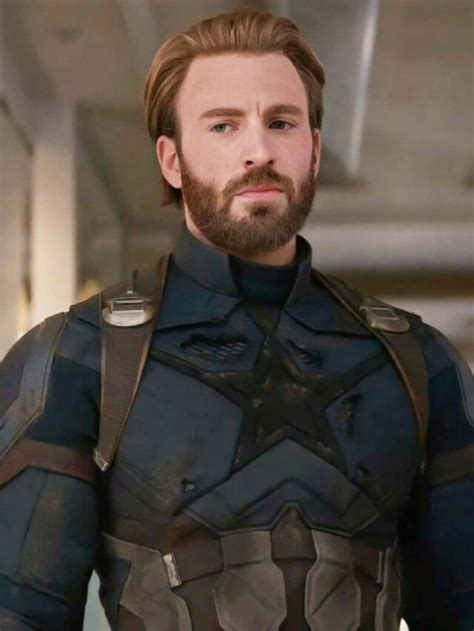 Chris Evans fala sobre possível retorno como o Capitão América