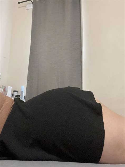 Whats Under That Skirt Nudes Thighs NUDE PICS ORG