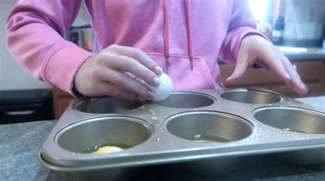 2 Simple Breakfast Meal Prep Ideas: Donuts & Sandwiches | Simplify