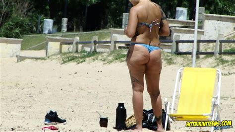 Big Ass Latina Milfs Wearing Small Thongs At The Beach K Video