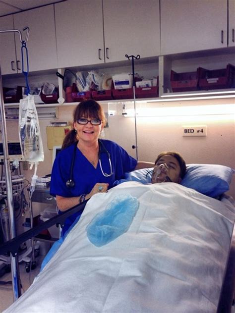 Cao Th I S N Khoe Nh N Sushi Tr N M U Nude Ph T Ng Y V I Chi U Tr