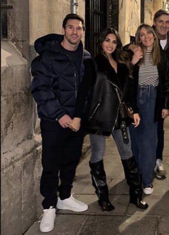 Arin On Twitter SOMEONE MAKE THE PUSSY FACING THE WORLD MEME WITH THIS Https T Co