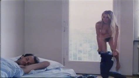 Naked Barbara Rudnik in Kopfschuß