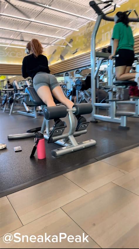 Short Latina At The Gym Short Shorts Volleyball Forum