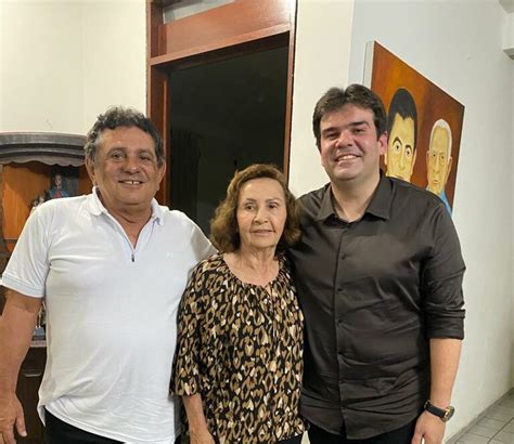 Em Visita A Bel M Deputado Eduardo Carneiro Firma Compromisso De