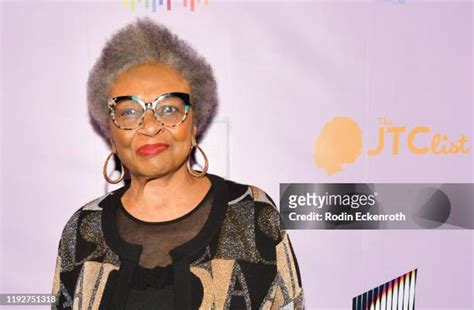 Hot Sexy Hattie Winston Bikini Pics