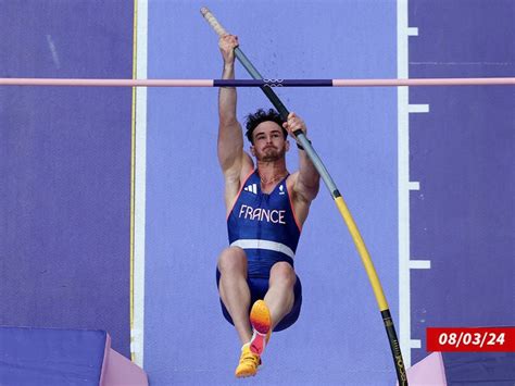 French Pole Vaulter Anthony Ammirati Jokes About Package In Deleted