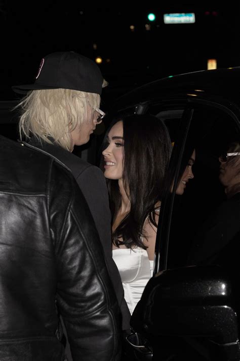 Galerie Foto Megan Fox I Machine Gun Kelly Au Rupt Logodna Actri A A