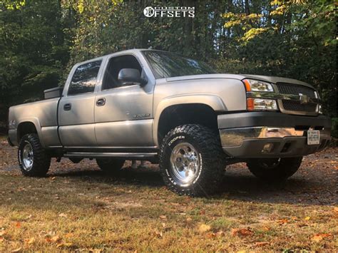 2003 Chevrolet Silverado 2500 Hd With 16x8 0 Mickey Thompson Classic Iii And 285 75r16 Cooper