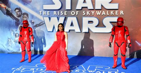 Disney Cuts Lesbian Kiss From Star Wars In Singapore The Irish Times