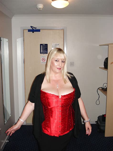 Jo Juggs In New Red Corset Porn Pictures Xxx Photos Sex Images Pictoa