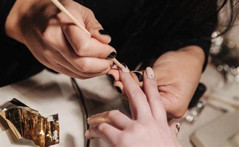 As Es La Nueva Manicura Nude Que Est Arrasando Esta Temporada