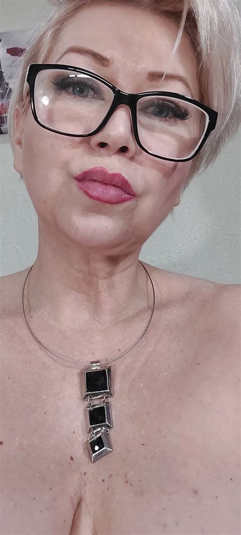 Busty Aimee Hot MILF Dildo In Her Asshole 36 Pics XHamster