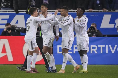 Classificações Dos Jogadores De Alavés X Real Madrid - LaLiga: Alavés - Real Madrid, en imágenes