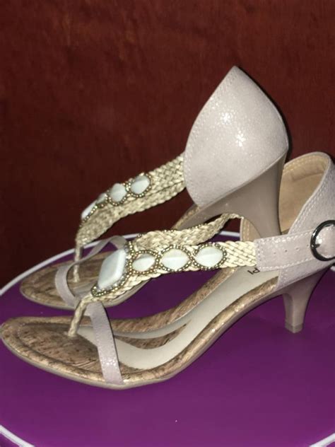 Sandália Nude Baixinha Sandália Feminina Mississipi Usado enjoei