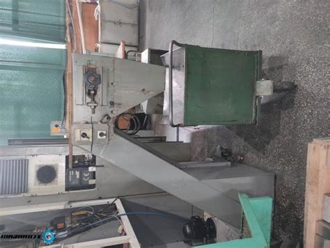 Машините - Обработващ център DECKEL DMU-125