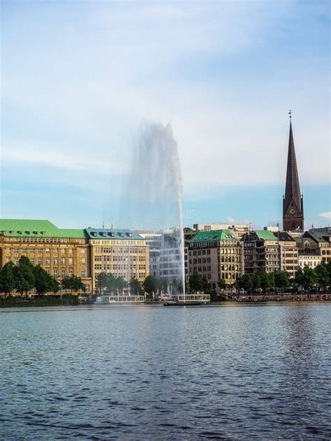 Alsterfontaene (Alster Fountain) At Binnenalster (Inner Alster Lake) In ...