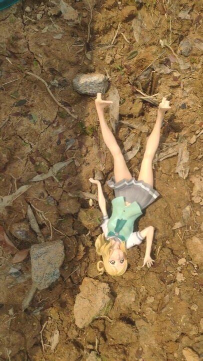 Crushing Blonde Anime Figure ThisVid