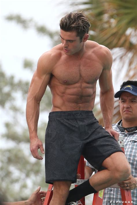 Zac Efron Shirtless Baywatch Movie Set Pictures Popsugar Celebrity