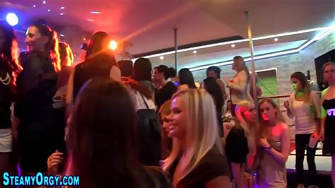 Cfnm Blowjobs Videos XVIDEOS