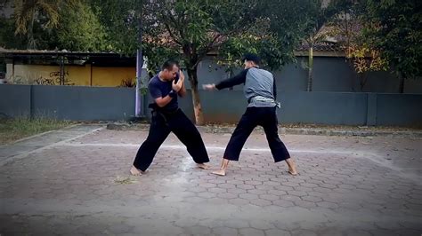 Silat Maenpo Aom Tur At Combat M A T Light Sparring Session Youtube