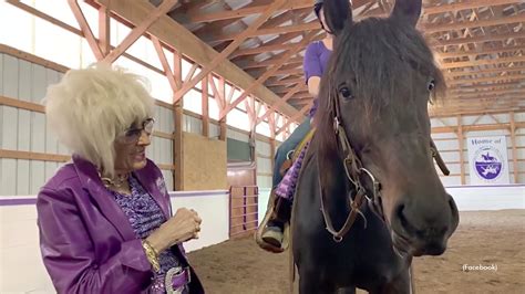 Bergstein Proximity Award To Wanda Polisseni Standardbred Canada