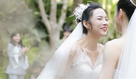 Chinese Dancers Wedding Photos Revive Same Sex Marriage Debate South China Morning Post