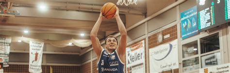 Sparkassenstars Feiern Big Point In Paderborn Vfl Sparkassenstars Bochum