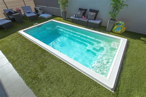 Sky Blue Fiberglass Fibreglass Composite Swimming Pool Dimension