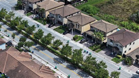 As Mortgage Rates Rise Fresh Real Estate Listings Hit A Near 3 Year High