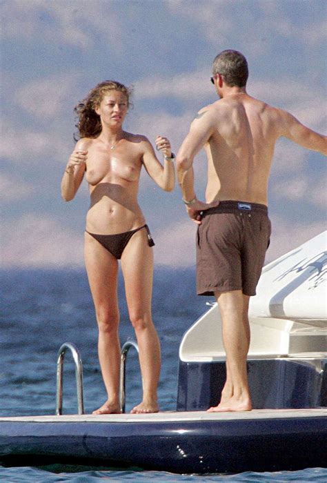 Rebecca Gayheart Showing Her Nice Tits On Yacht Paparazzi Pictures Porn Pictures XXX Photos