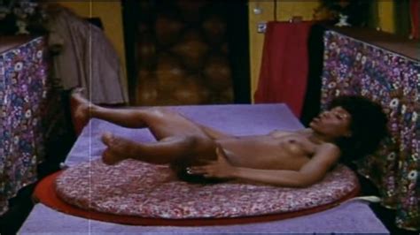 Unknown 2841 Nude Pics Pagina 1