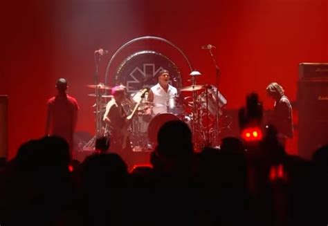 Video Vmas Da Una Probadita De Los Red Hot Chili Peppers La Carteleramx