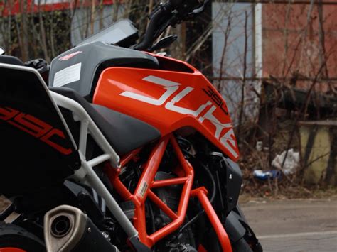 Купить б у KTM 390 Duke инжектор 6 передач в Ярославле оранжевый naked bike 2017 года на Авто